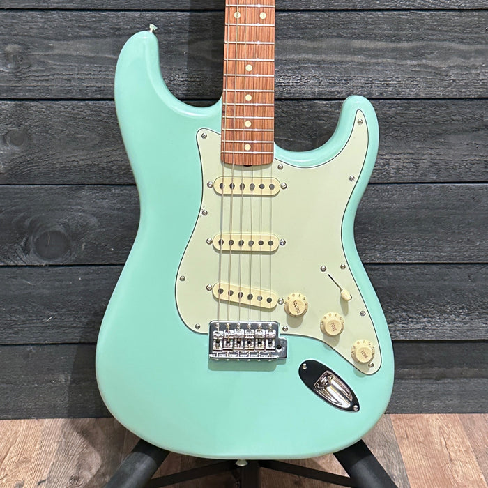 Fender Vintera ‘60s Stratocaster Electric Guitar - Sea Foam Green