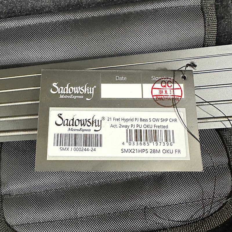 Sadowsky MetroExpress 21 Fret Hybrid PJ 5 String Maple Board Electric Bass Guitar - White