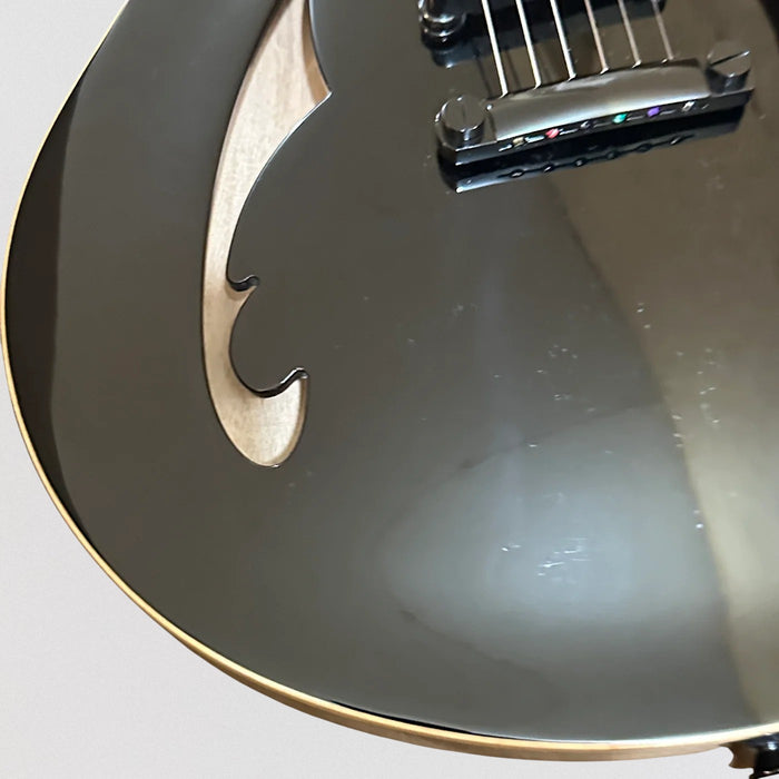 EVH SA-126 Standard Electric Guitar - Piano Black