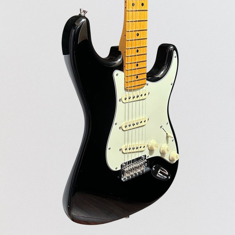 Fender American Pro II Stratocaster USA Electric Guitar 2025 - Black