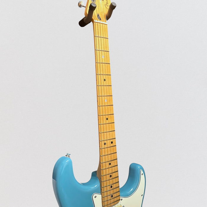Fender Player II Stratocaster Electric Guitar 2025 - Aquatone Blue