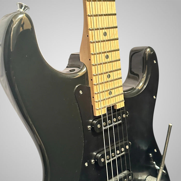 Charvel Pro-Mod So-Cal Style 1 HSS FR M Electric Guitar - Gloss Black