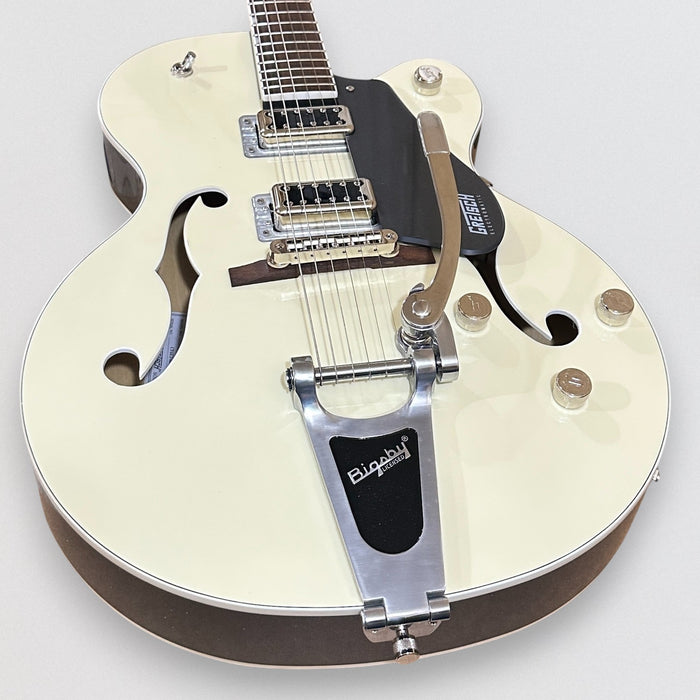 Gretsch G5420T Electromatic Classic Hollow Body Electric Guitar w/ Bigsby - Vintage White/London Grey