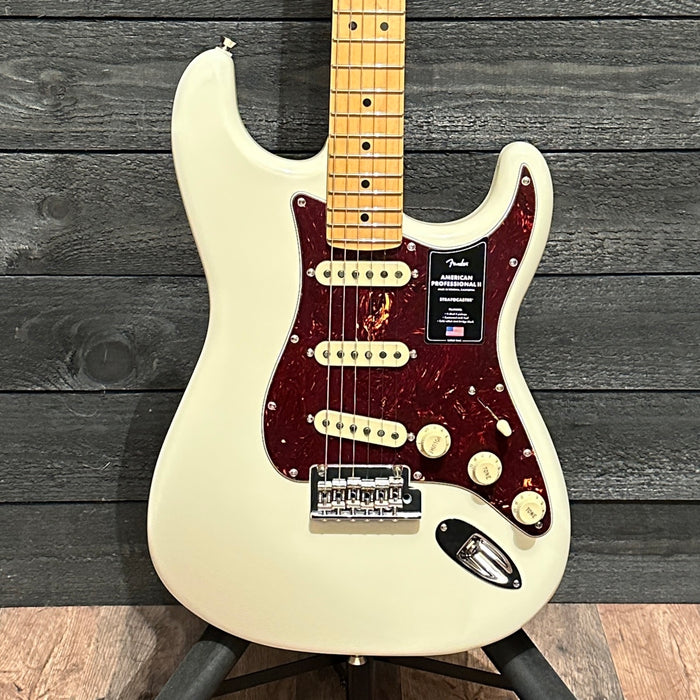 Fender American Professional II Stratocaster USA Electric Guitar - Olympic White