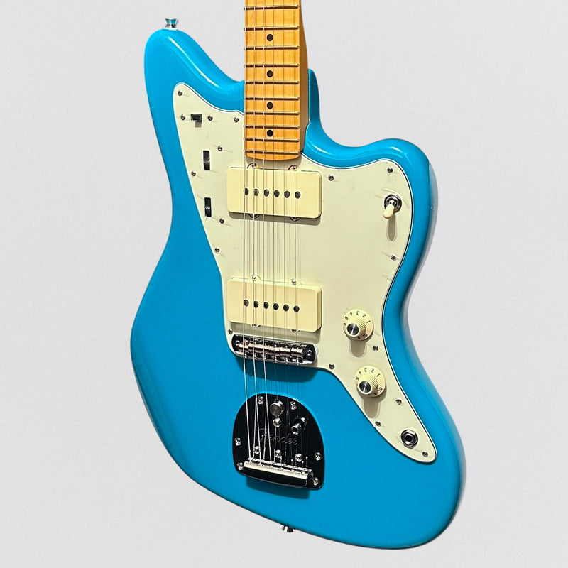 Fender American Professional II Jazzmaster Electric Guitar 2024 - Miami Blue