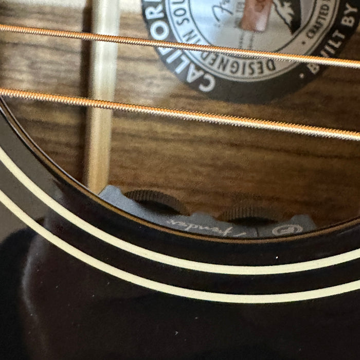 Fender California Vintage Malibu Concert Acoustic Electric Guitar w/ Case - Black
