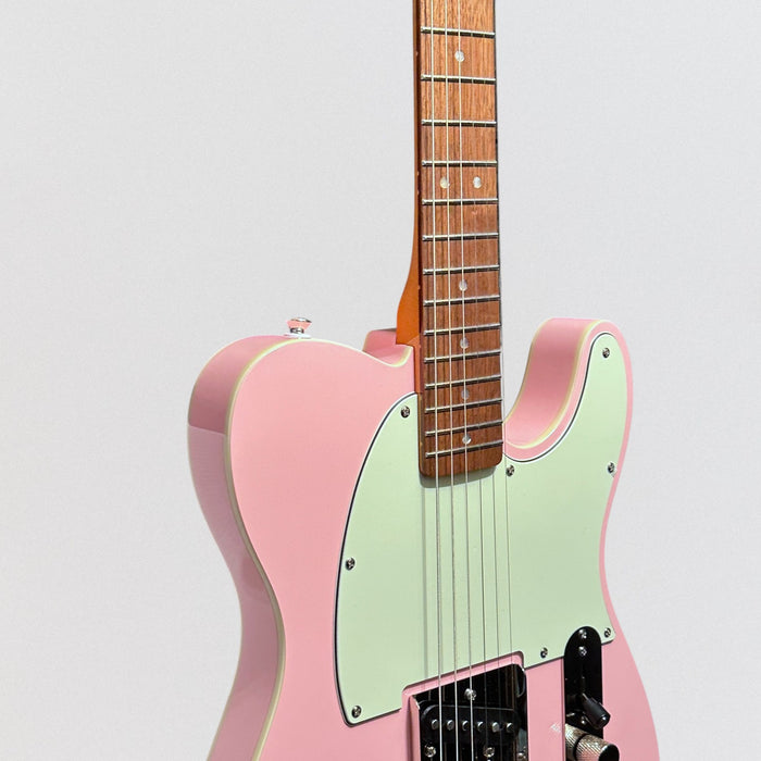 Fender Squier Limited Edition FSR Classic Vibe '60s Custom Esquire Electric Guitar - Shell Pink