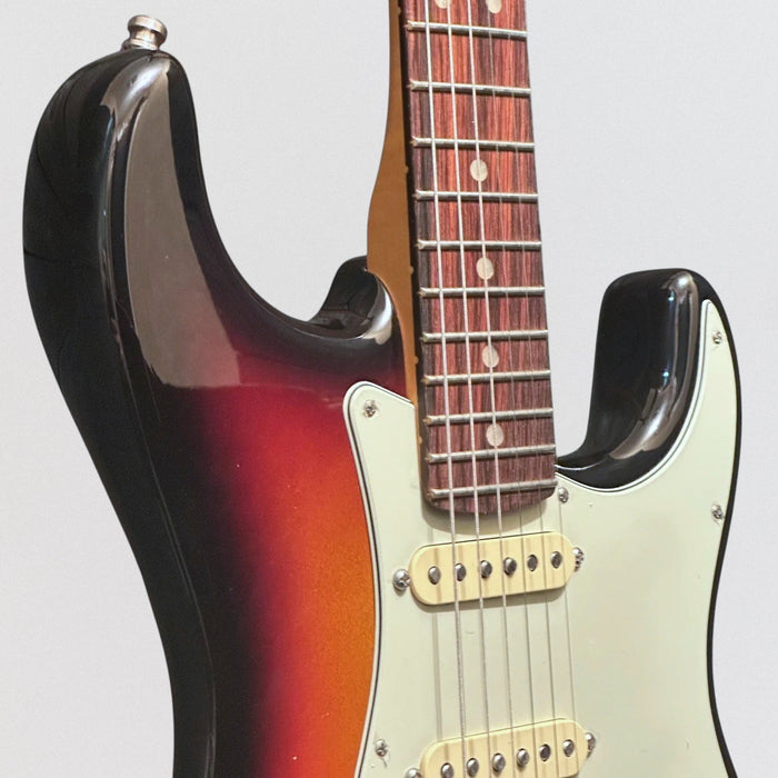 Fender American Ultra Stratocaster USA 60's Mod Electric Guitar 2023 - Ultraburst