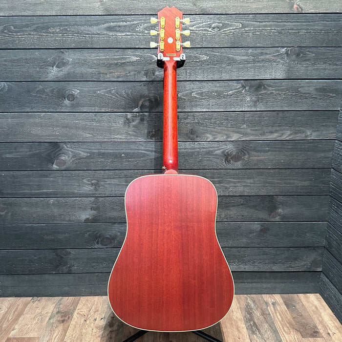 Epiphone Hummingbird Acoustic-Electric Guitar w/ Case - Aged Cherry Sunburst