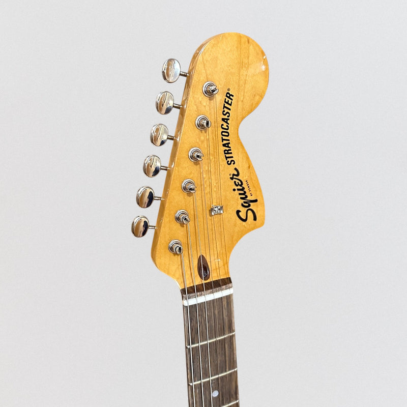 Fender Squier Classic Vibe '70s Stratocaster HSS Electric Guitar - Walnut
