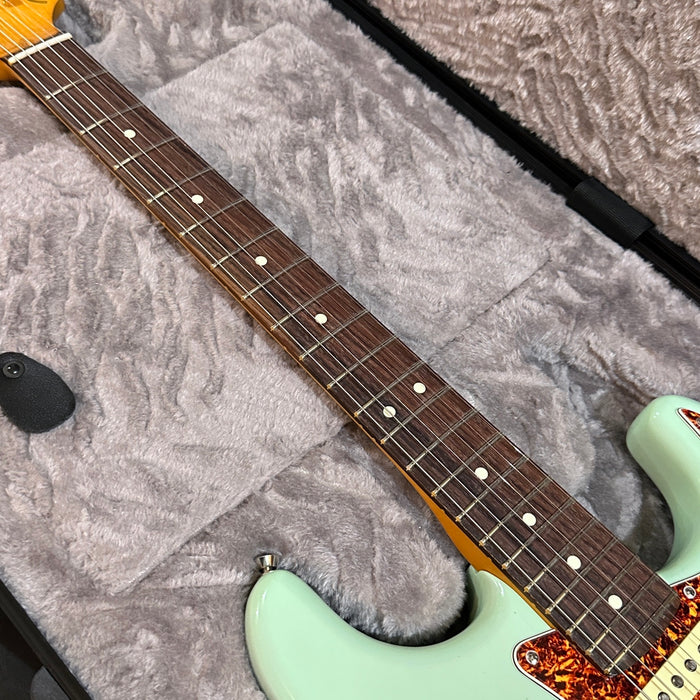 Fender Limited Edition American Professional II Stratocaster Thinline USA Electric Guitar 2024 - Transparent Sea foam Green