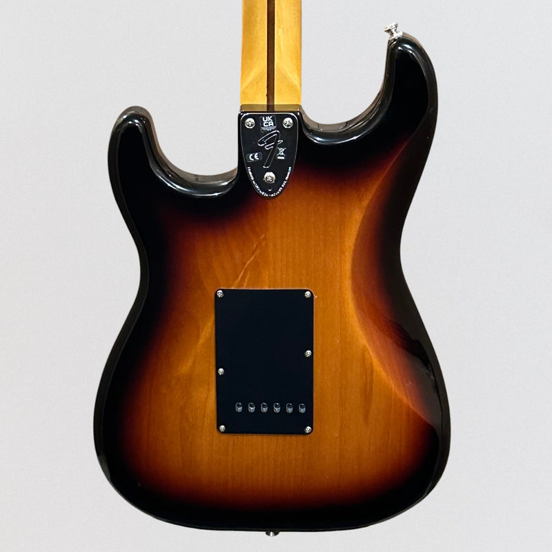 Fender Vintera II 70's Stratocaster Electric Guitar - Sunburst