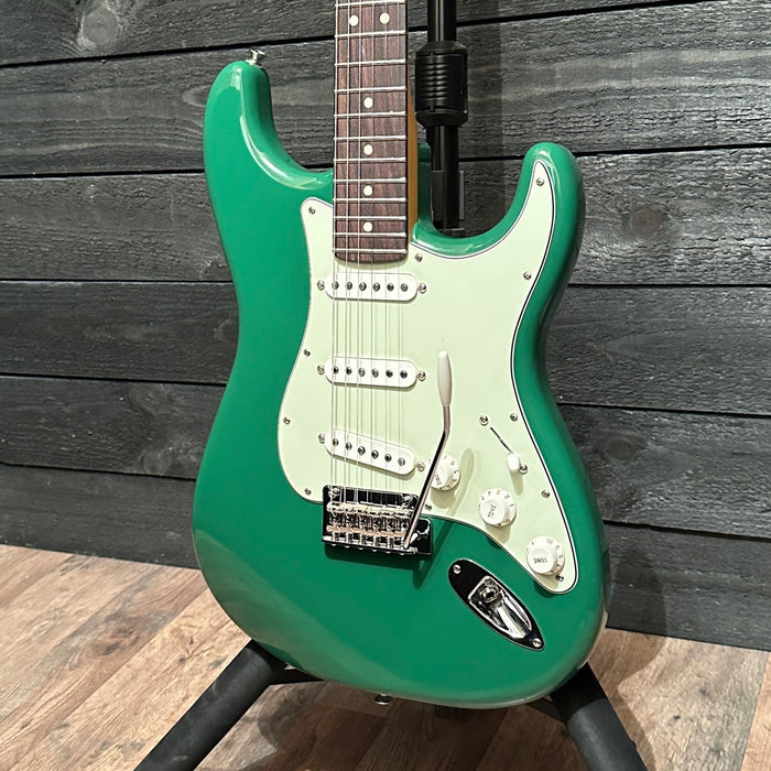 Fender Limited Edition Player II Stratocaster Electric Guitar - Forest Green