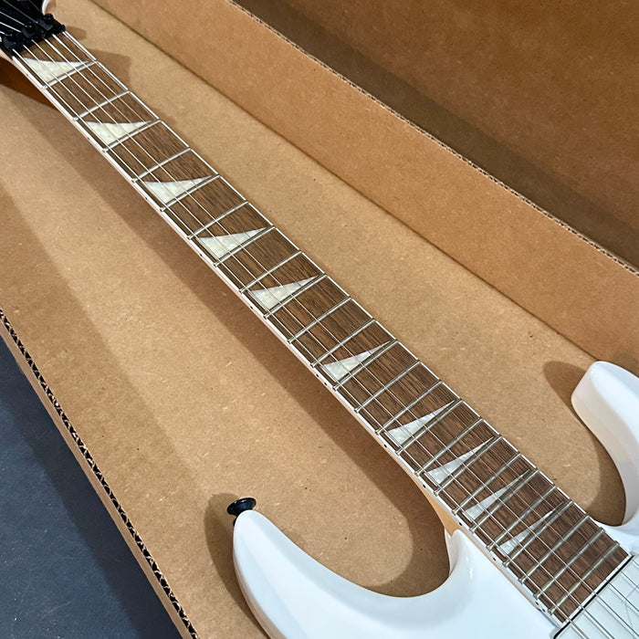 Jackson DK DKAR-M EXTR Fishman Fluence Electric Guitar - White