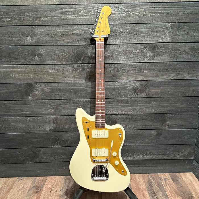 Fender Squier J Mascis Jazzmaster Electric Guitar - Vintage White