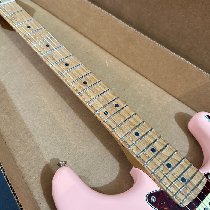 Fender Limited Edition Player Stratocaster HSS Roasted Neck Electric Guitar 2023 - Shell Pink