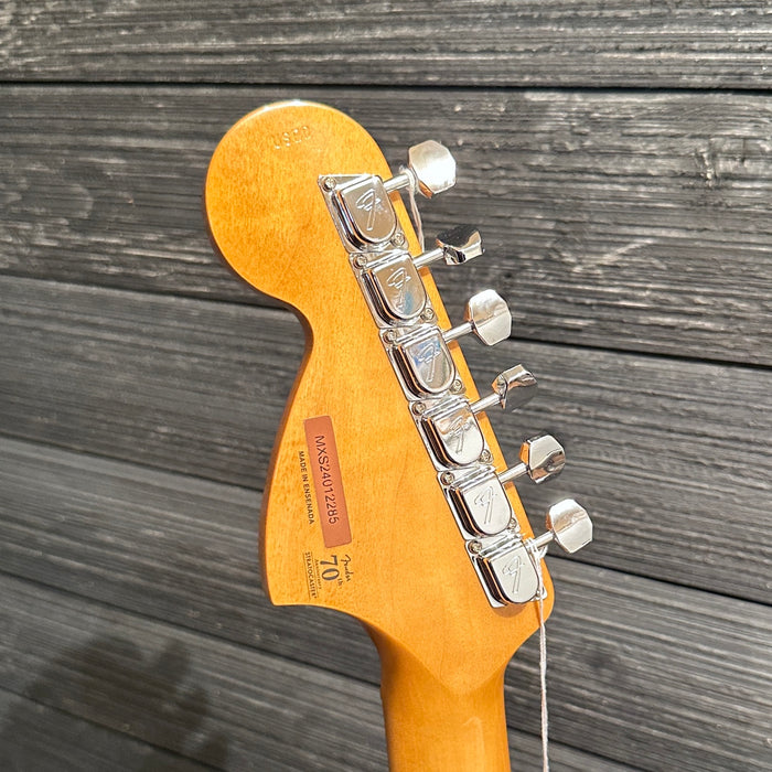 Fender Vintera II '70s Stratocaster Electric Guitar - Vintage White