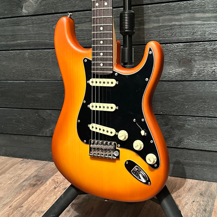 Fender Limited Edition American Performer Timber Stratocaster USA Electric Guitar - Honey Burst