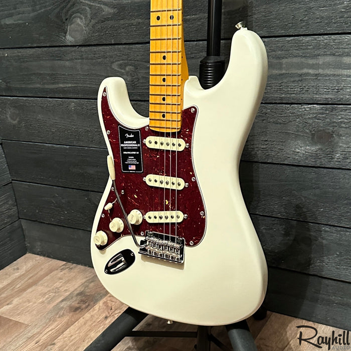 Fender American Professional II Stratocaster Left-Hand USA Electric Guitar White