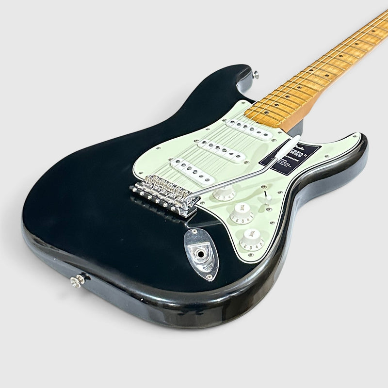 Fender Limited Edition Vintera II Road Worn '60s Stratocaster Electric Guitar 2025 - Black