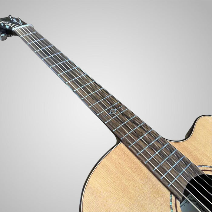 Alvarez AEBT70ce Armrest Artist Elite Series Acoustic-electric Baritone Guitar - Natural