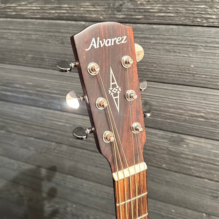 Alvarez AEBT70ce Armrest Artist Elite Series Acoustic-electric Baritone Guitar - Natural