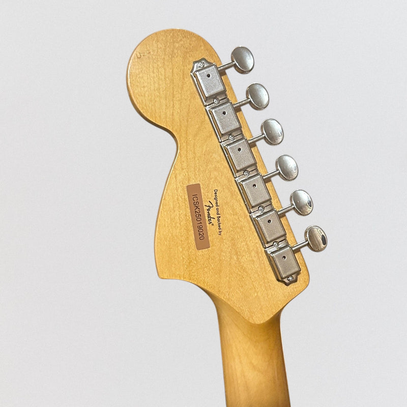 Fender Squier Classic Vibe '70s Stratocaster HSS Electric Guitar - Walnut