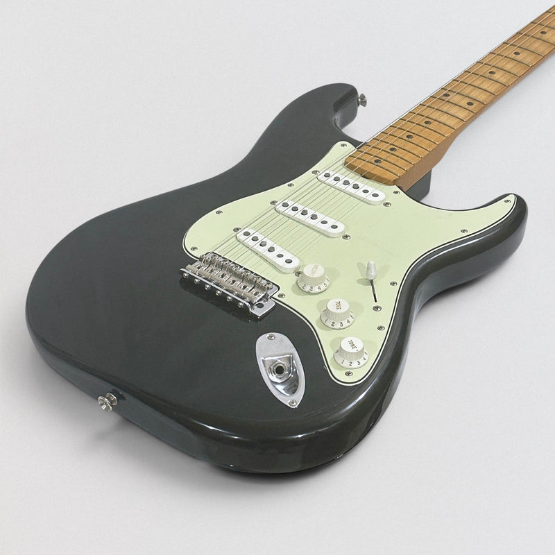 Fender Limited Edition Vintera II Road Worn '60s Stratocaster Electric Guitar - Black