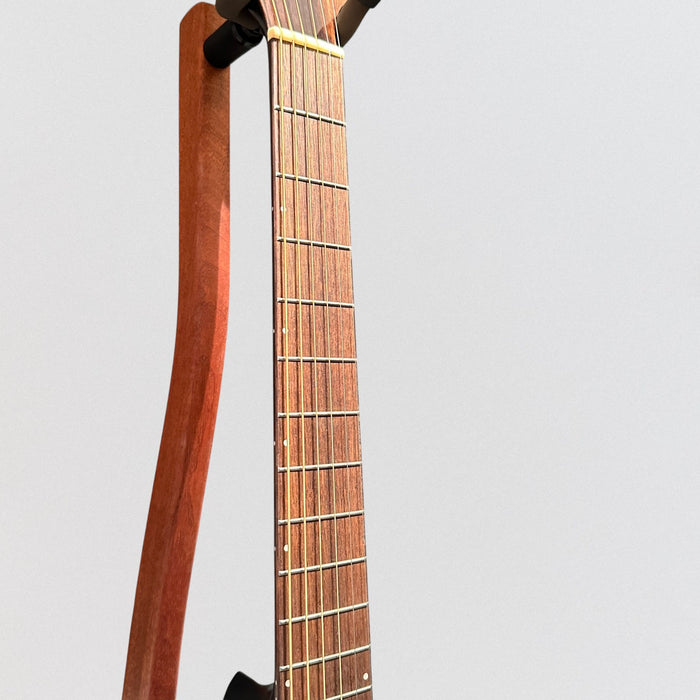 Breedlove Organic Collection Signature Concert Cutaway CE Acoustic-Electric Guitar - Black