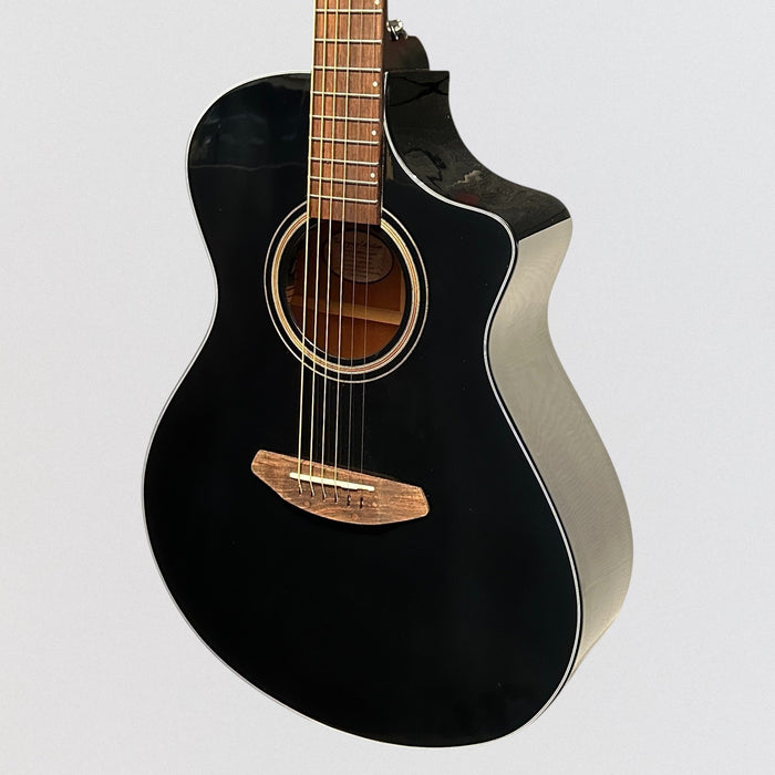 Breedlove Organic Collection Signature Concert Cutaway CE Acoustic-Electric Guitar - Black