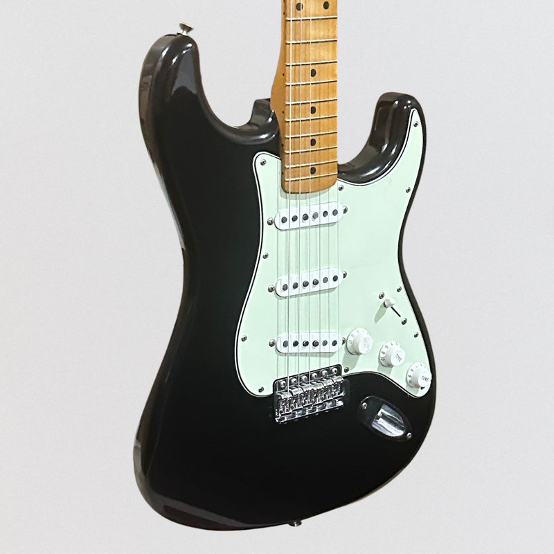 Fender Limited Edition Vintera II Road Worn '60s Stratocaster Electric Guitar - Black