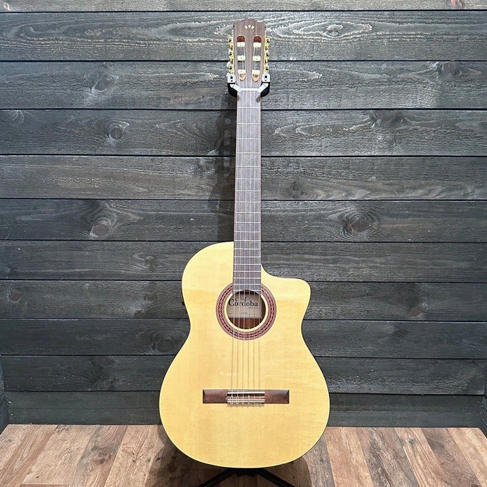 Córdoba C5-CE SP Spruce Top Nylon String Classical Acoustic Electric Guitar - Natural