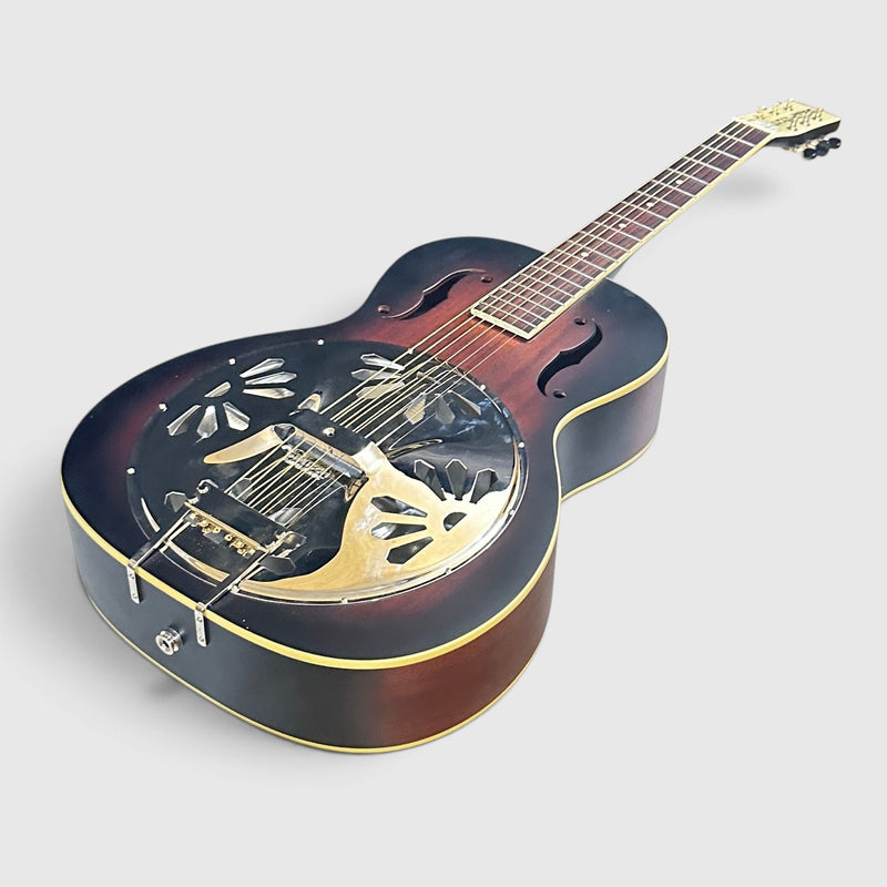Gretsch G9220 Bobtail Round-Neck Acoustic Resonator Guitar - Spider Cone 2-Color Sunburst
