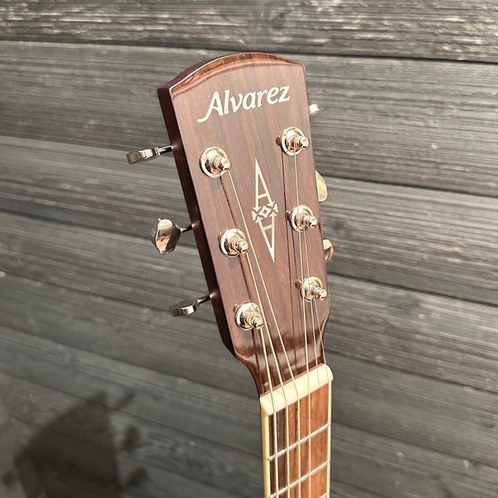 Alvarez MD60 Herringbone Dreadnought Acoustic Guitar - Natural