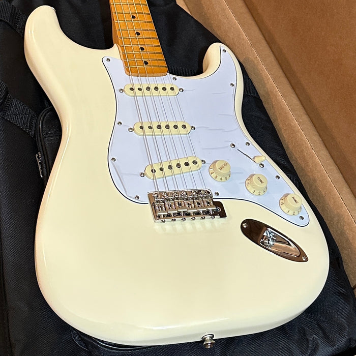 Fender Jimi Hendrix Stratocaster Electric Guitar - Olympic White