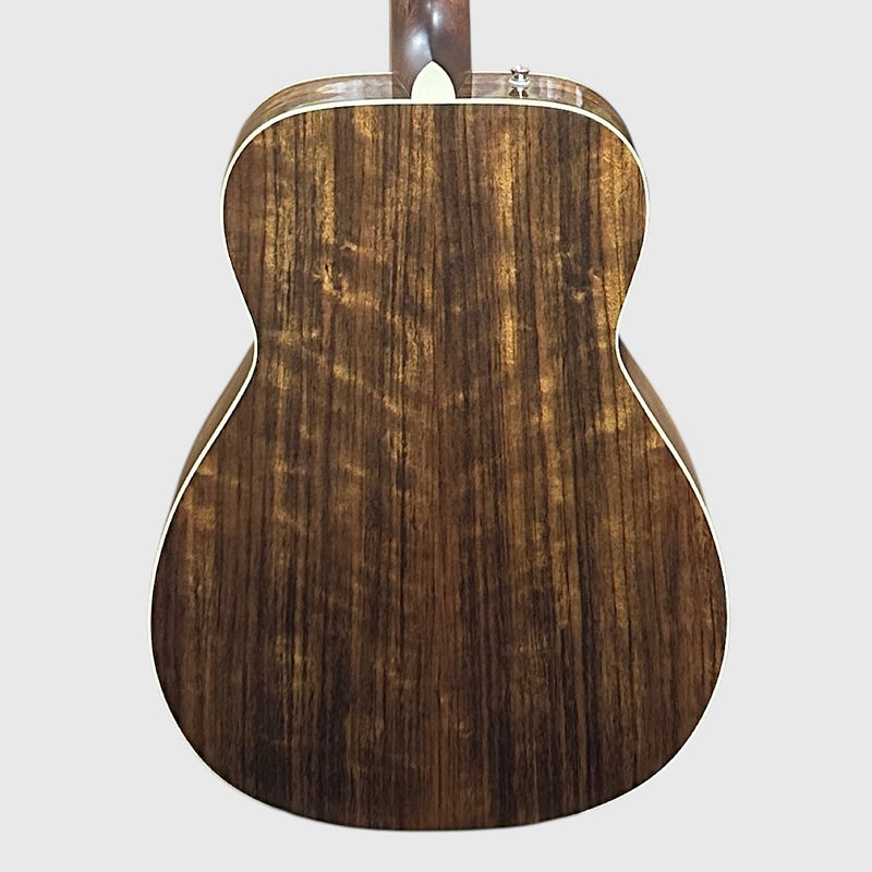 Fender California Vintage Malibu Concert Acoustic Electric Guitar w/ Case - Aged Natural