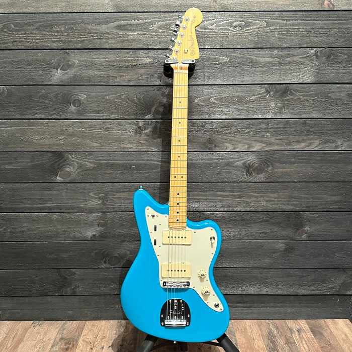 Fender American Professional II Jazzmaster Electric Guitar - Miami Blue