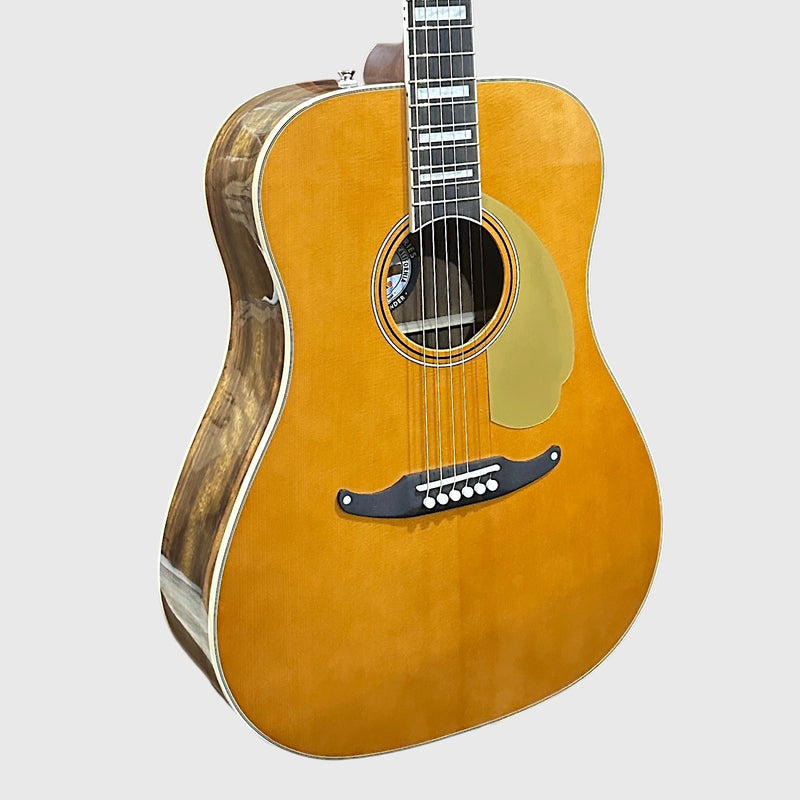 Fender California Vintage King Dreadnought Acoustic Electric Guitar w/ Case - Natural