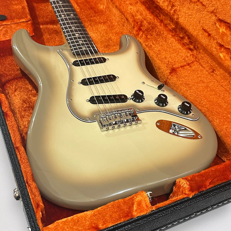 Fender 70th Anniversary Vintera II Antigua Stratocaster Electric Guitar 2024 - Antigua
