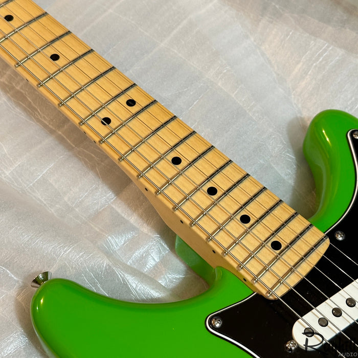 Fender Player Lead II Maple Fingerboard Neon Green MIM Electric Guitar