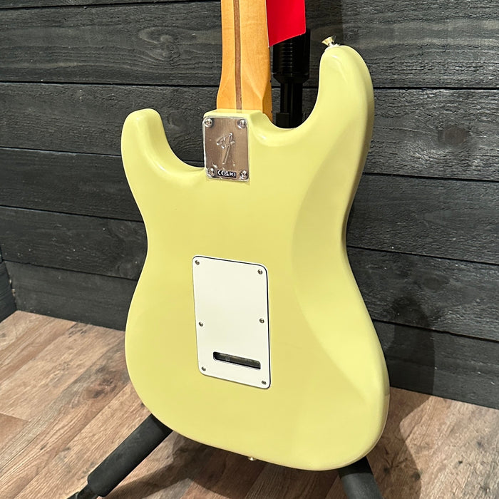 Fender Player II Stratocaster HSS Electric Guitar - Hialeah Yellow