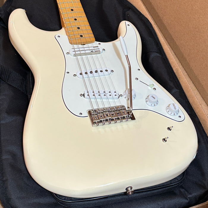 Fender EOB Sustainer Ed O'Brian Stratocaster Electric Guitar - White