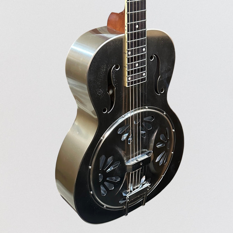 Gretsch G9221 Bobtail Round-Neck Acoustic-Electric Steel Body Resonator Guitar - Steel