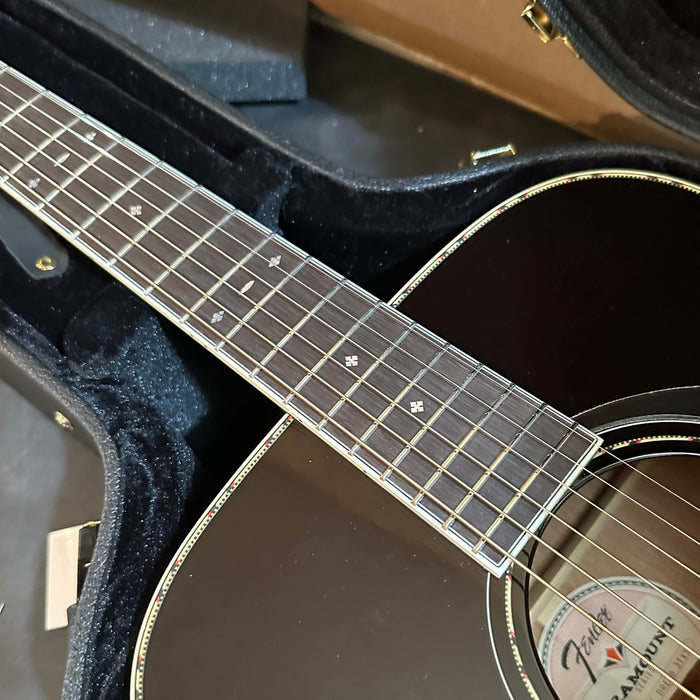 Fender PD-220E Dreadnought Acoustic Electric Guitar w/ Case - Sunburst