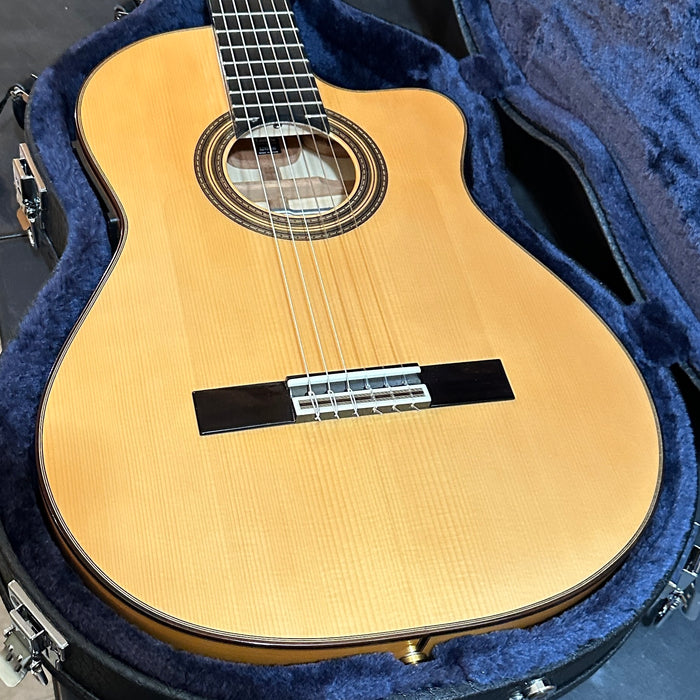 Fender PD-220E Dreadnought Acoustic Electric Guitar w/ Case - Sunburst