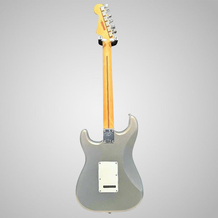 Fender Player Stratocaster Electric Guitar 2022 - Silver