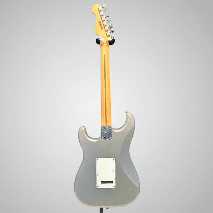 Fender Player Stratocaster Electric Guitar 2022 - Silver