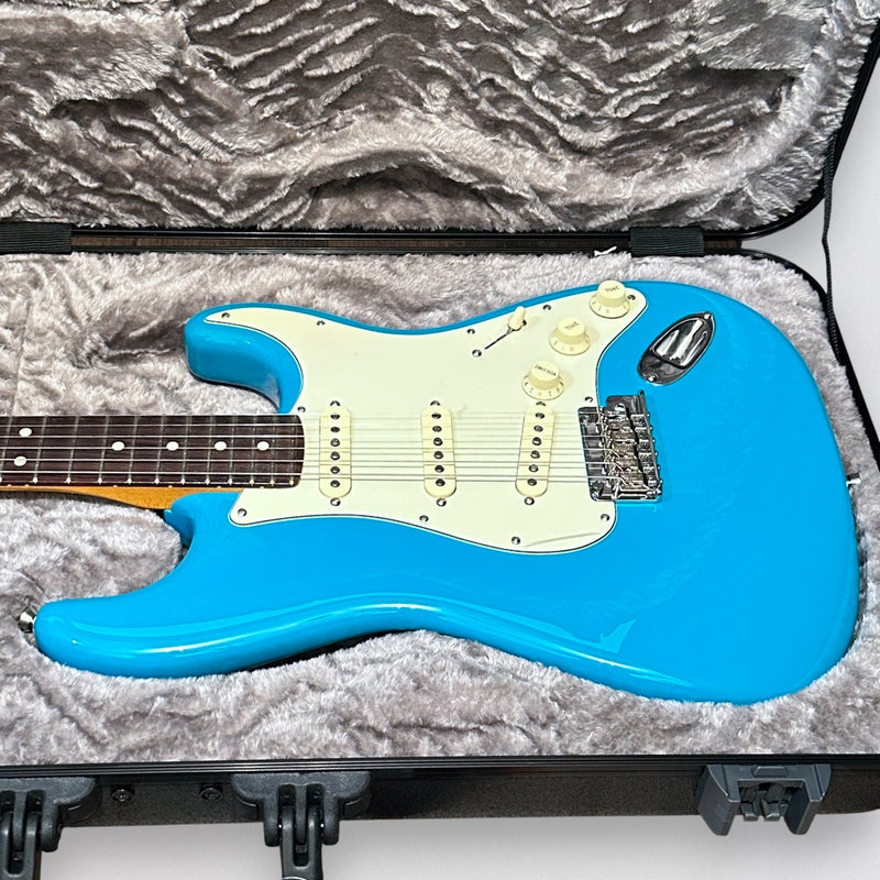 Fender American Pro II Stratocaster USA Electric Guitar 2024 - Miami Blue