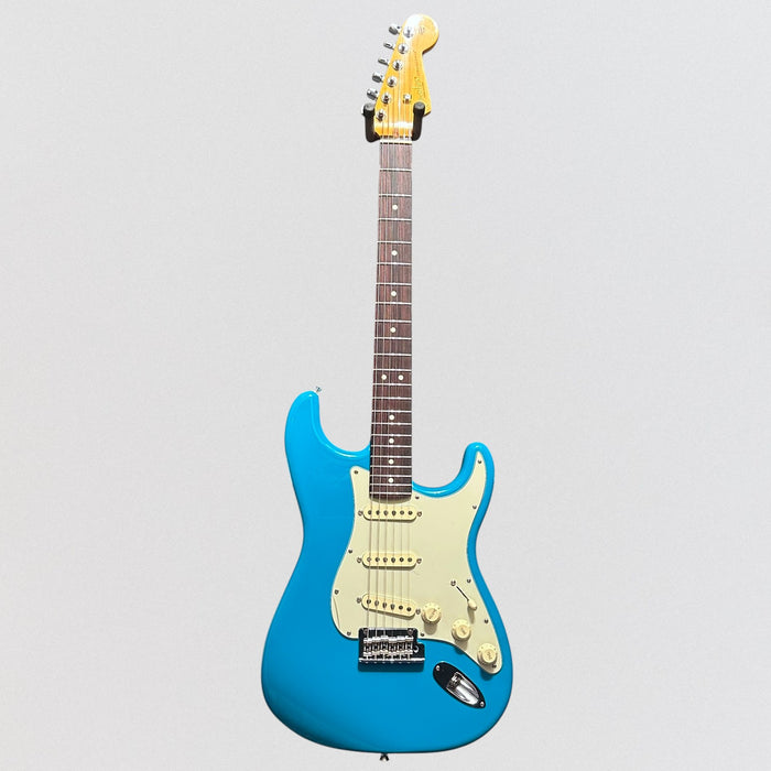 Fender American Pro II Stratocaster USA Electric Guitar 2024 - Miami Blue