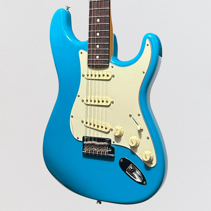 Fender American Pro II Stratocaster USA Electric Guitar 2024 - Miami Blue